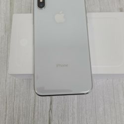 IPHONE X...64GB. FACTORY UNLOCK