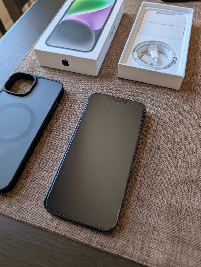 Unlocked iPhone 14 100% battery, Perfect mint a2649