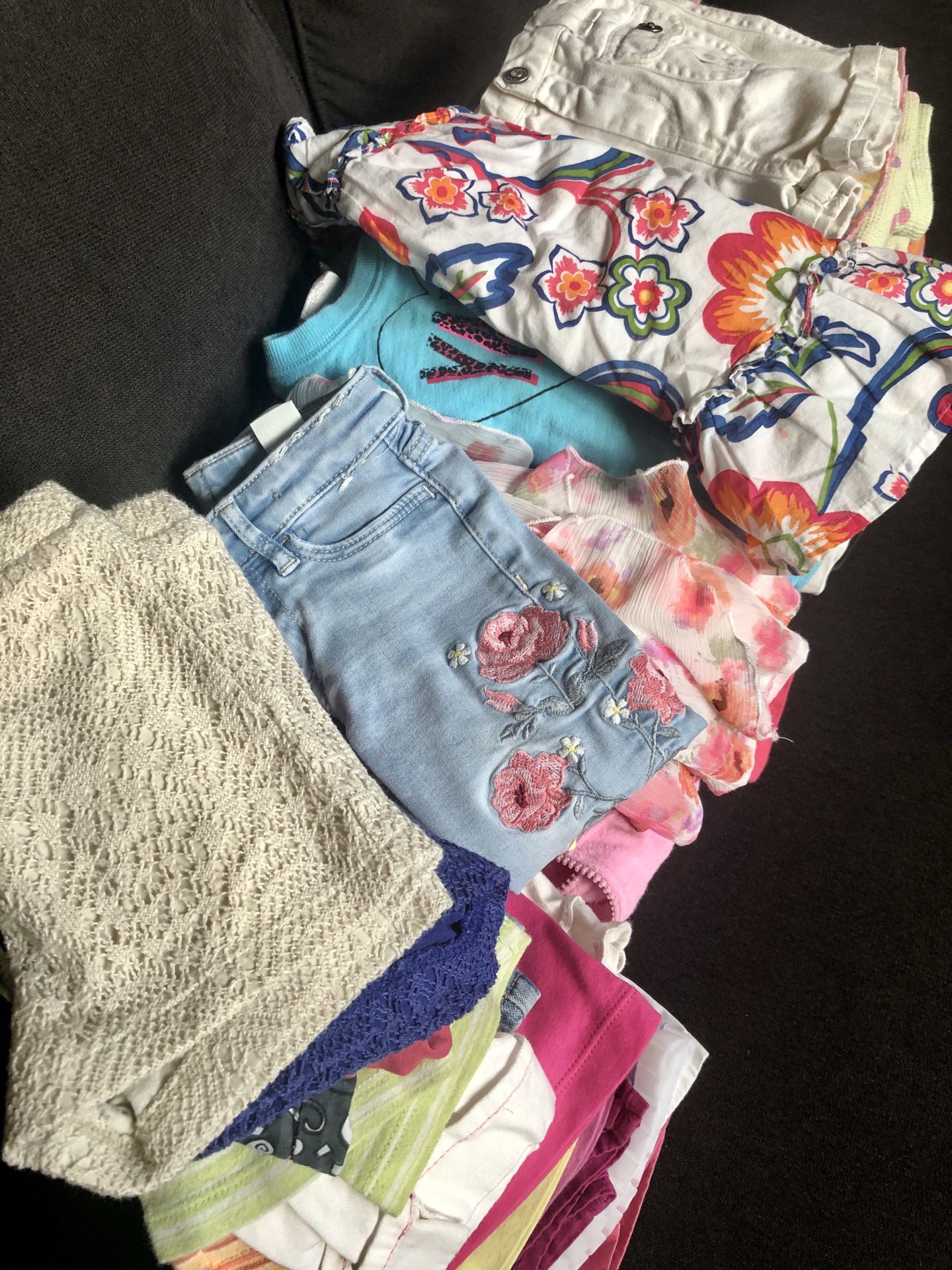 Little girls clothes size 18-24m