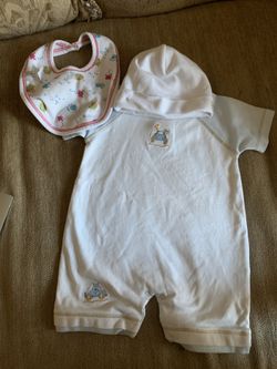 Kissy Kissy romper, with bib &hat