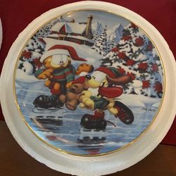 Antique Garfield Plate 