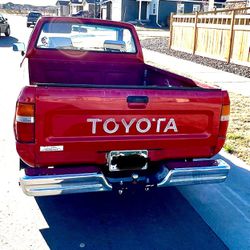 1992 Toyota Pickup 22re 187,000 Miles No Rust 