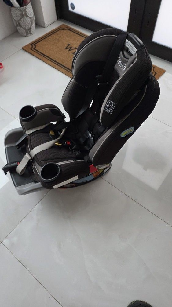 Graco - Baby Car Seat