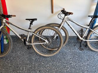 Scott scale 26” mtb bike.  Have 2 of the same.