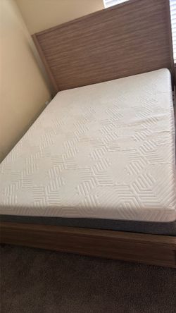 Queen Memory Foam Mattress