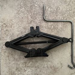 Scissor Jack With Crank Handle 2.4 Ton 
