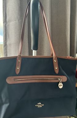 Coach Tote 👜