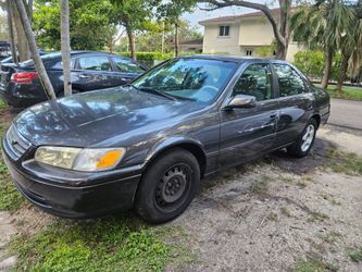 2000 Toyota Camry