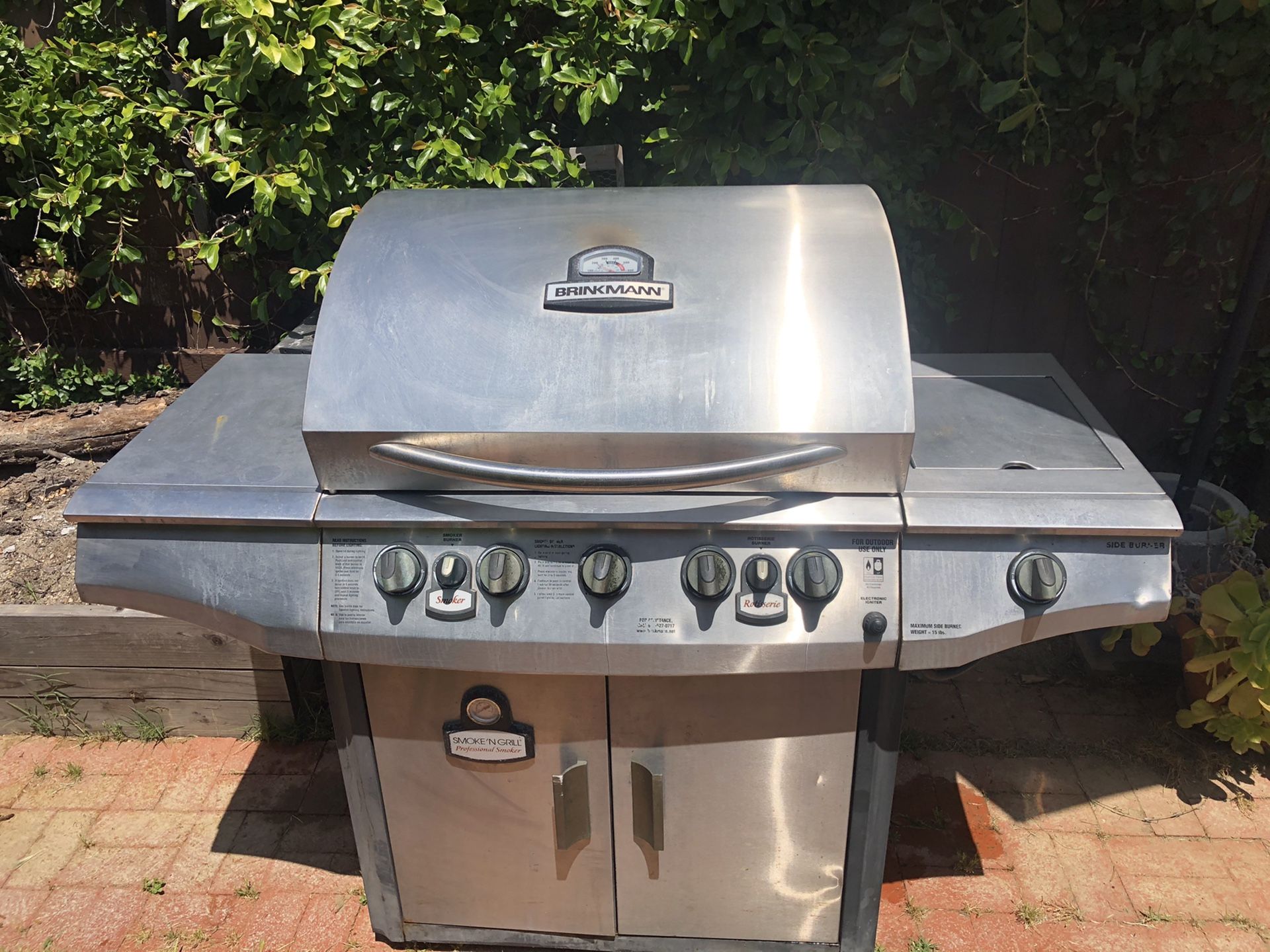 Brinkmann 5 burner natural gas grill for Sale in San Diego, CA OfferUp