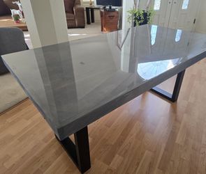 Beautiful!! Grey Designer  Dining Table 