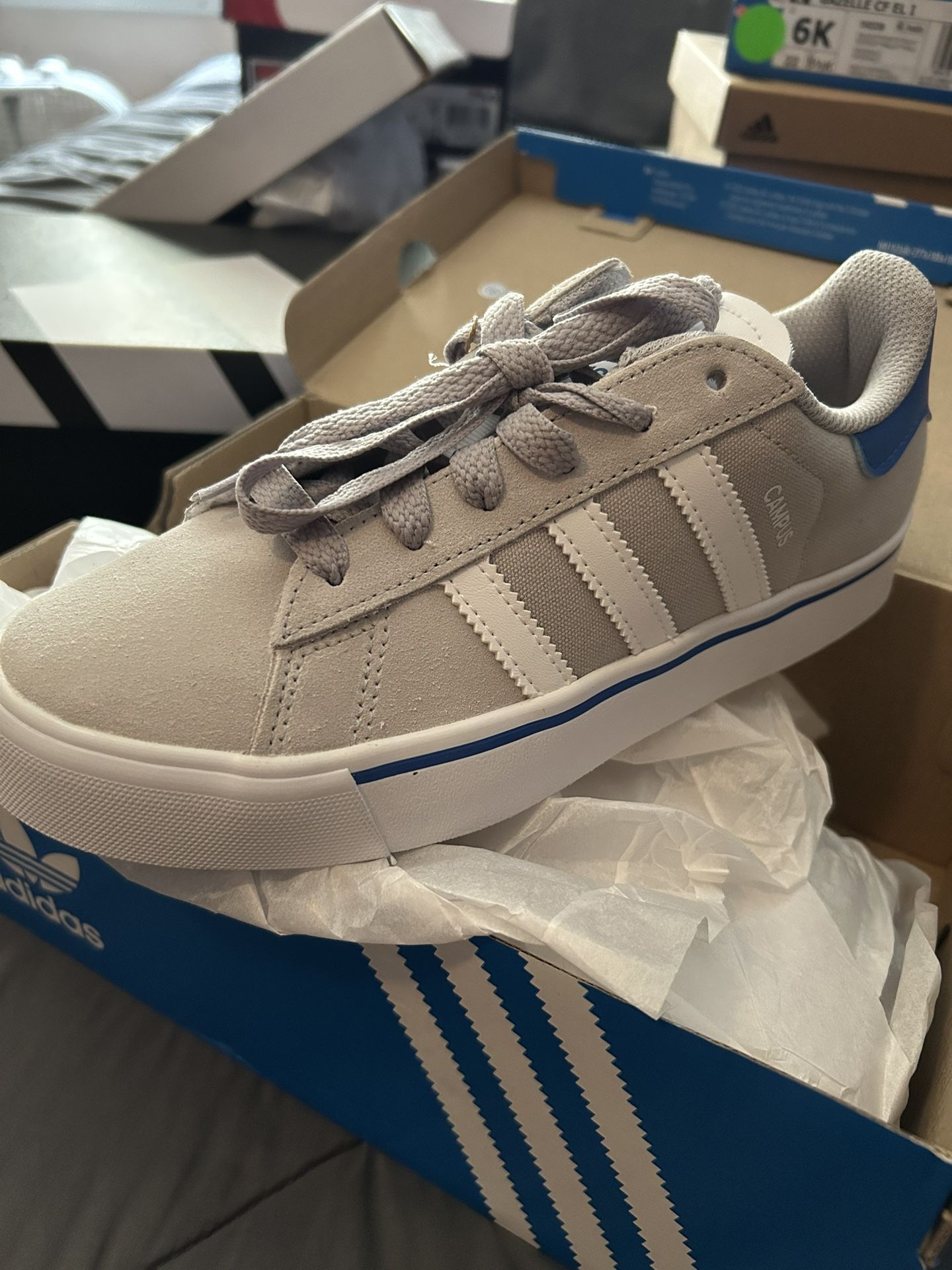 Adidas Men’s Size 5