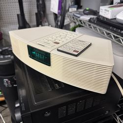Bose Wave Radio AWR1-1W AM/FM/ AUX Clock Radio w/Remote Perfect Working Condition 