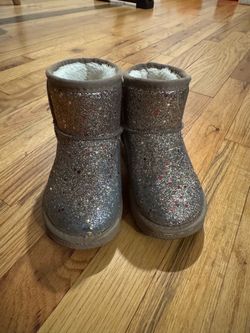 Kids Glitter Winter Boots with Faux Fur Lining