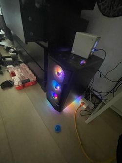 Selling this pc for 400$-350$ comes with the whole setup keyboard mouse but no monitor send dms if interested