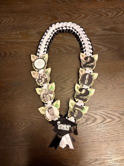 Custom Graduation Leis