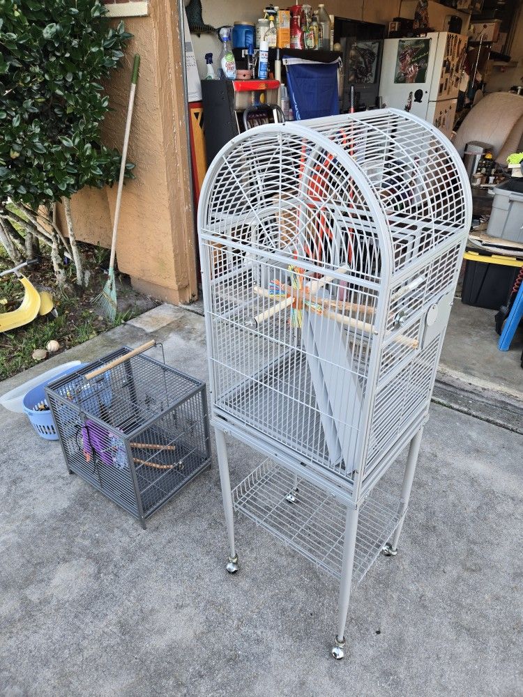 Birdcage and toys.