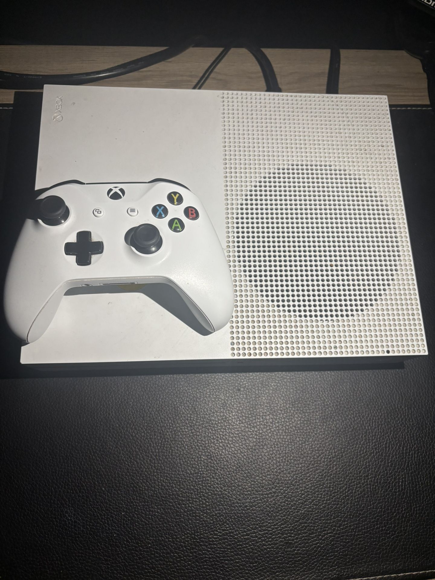 Xbox One S