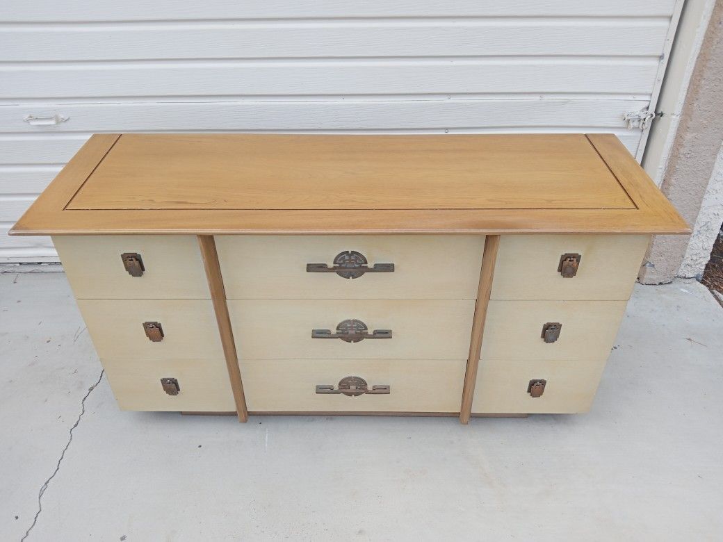 Kent  Coffey Mid Century Modern "Park Avenue" Dresser