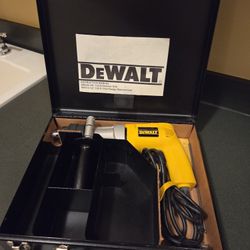 DEWALT 1/2" VSR HAMMER DRILL IN CASE