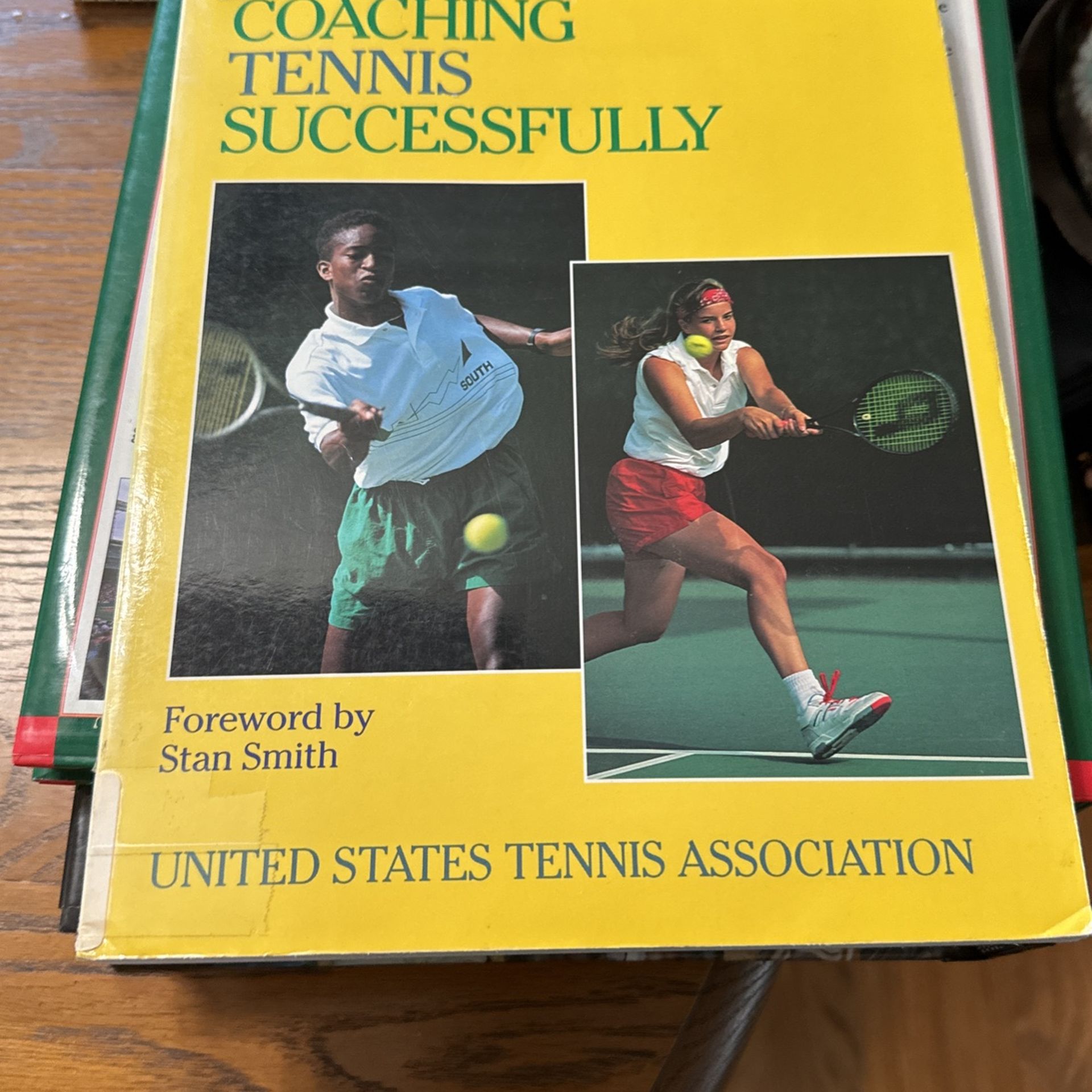 Coaching Tennis Successfully By The United States Tennis Association
