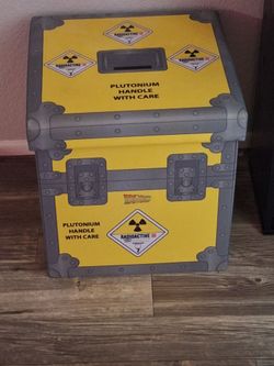 Back to the Future 15-Inch Foldable Storage Bin Chest With Lid