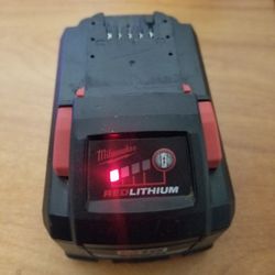 Milwaukee M18 Red lithium High Output  XC 8.0 Battery  (Not Working)