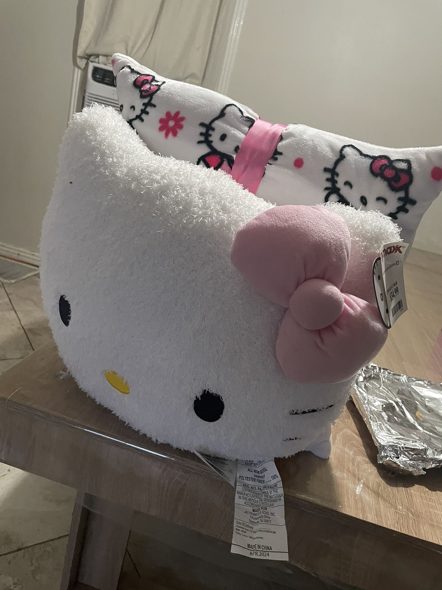 Hello Kitty Pillow