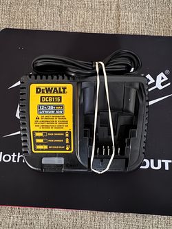 Dewalt DCB115 Battery Charger