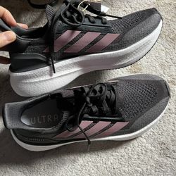 Adidas ULTRABOOST 5X SHOES women’s Size 6