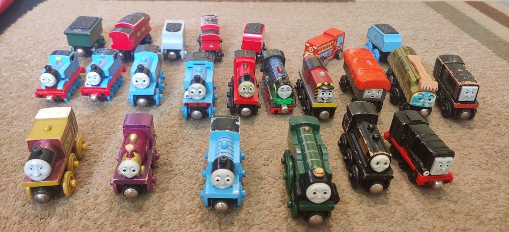Thomas Trains Lot Of 23