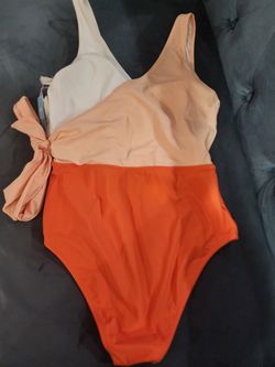 New women's swimsuit M size