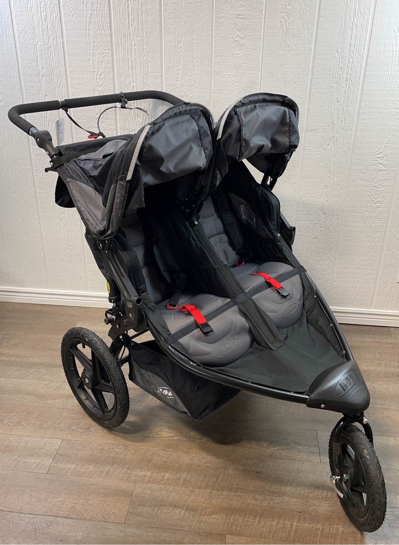 Bob Pro Duallie Double Stroller With Hand Break Excellent