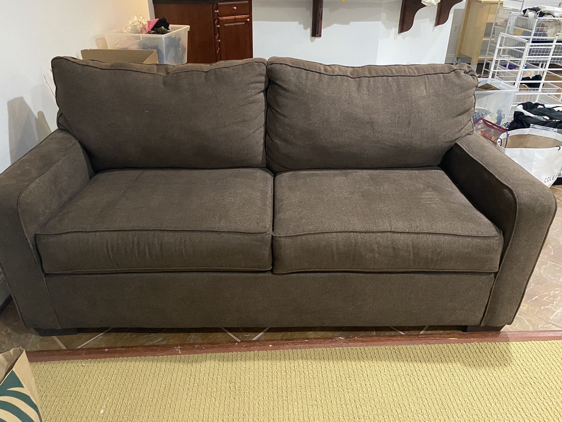 Brand new Sofa With Pull Couch 