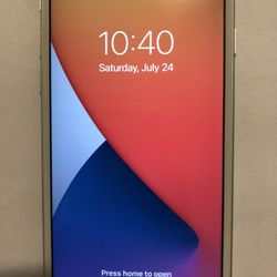 iPhone 8 64GB Unlocked For Any Carrier White!