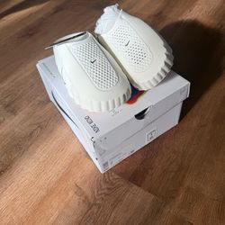 Nike Mind size 7w is 5.5y