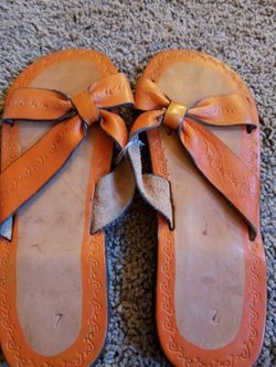 Size 9 huaraches