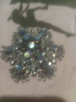 Rhinestone brooch