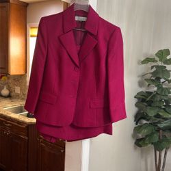 Tahari Suit, Size 16, Fuchsia Color