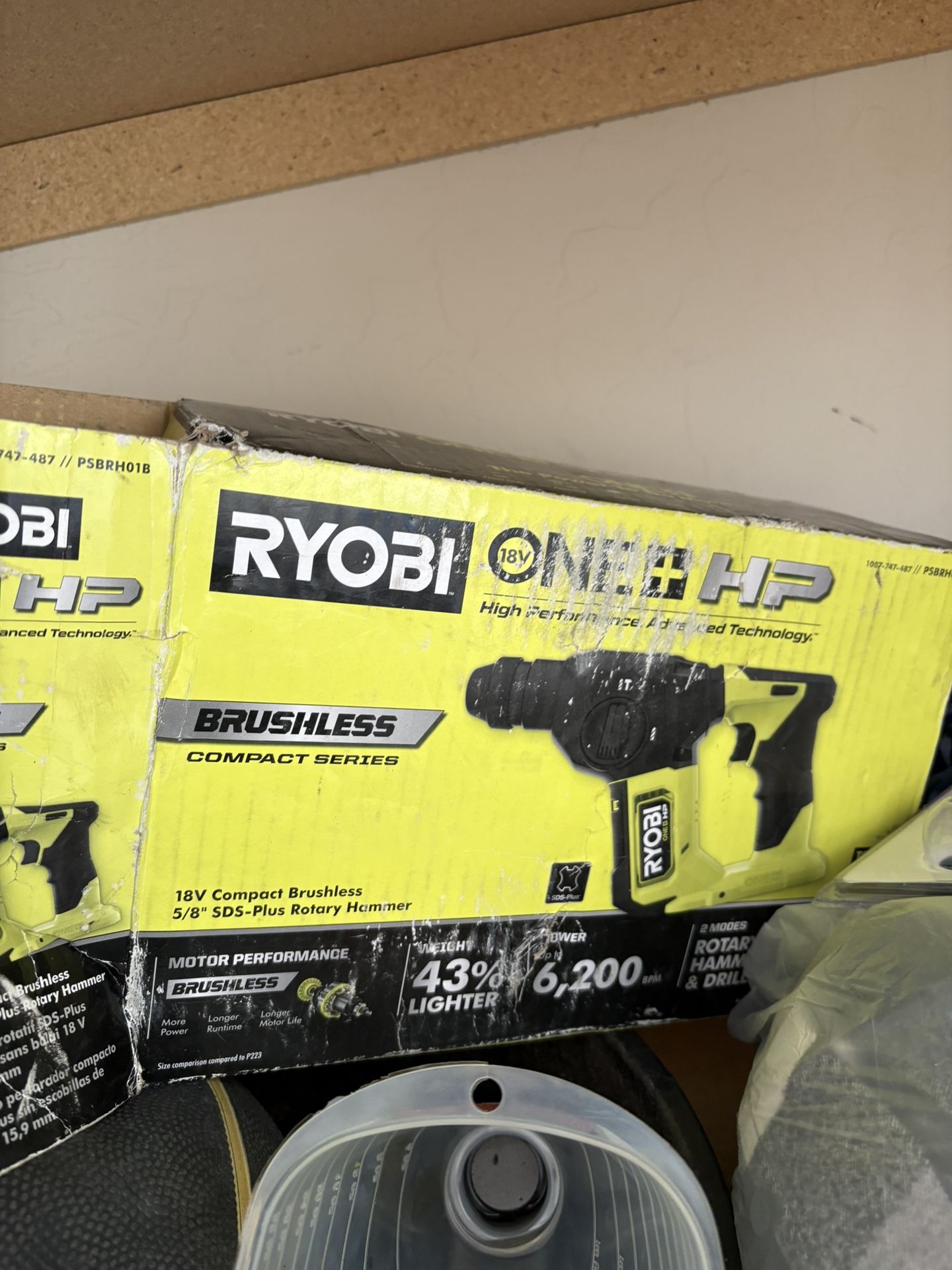 Saw Saw And A Hammer Drill Brand New 