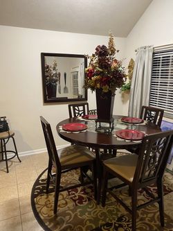 Table With 4 Chairs Included