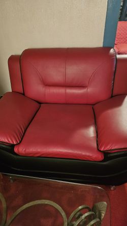 For Sale 3 Piece Living Room Set
