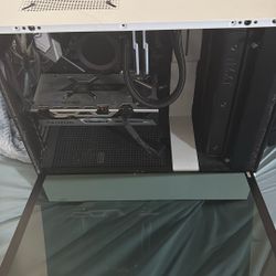 Custom Built Gaming Pc With Keyboard And Mouse