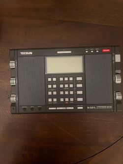 Tecsun H-501x PLL Synthesized Receiver