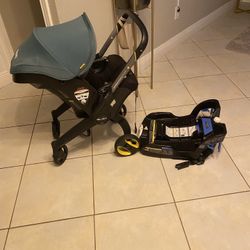 Doona Stroller With Base 