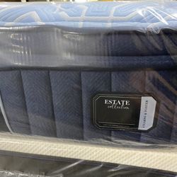 Stearns And Foster Pillow Top King Size Estate Brand New