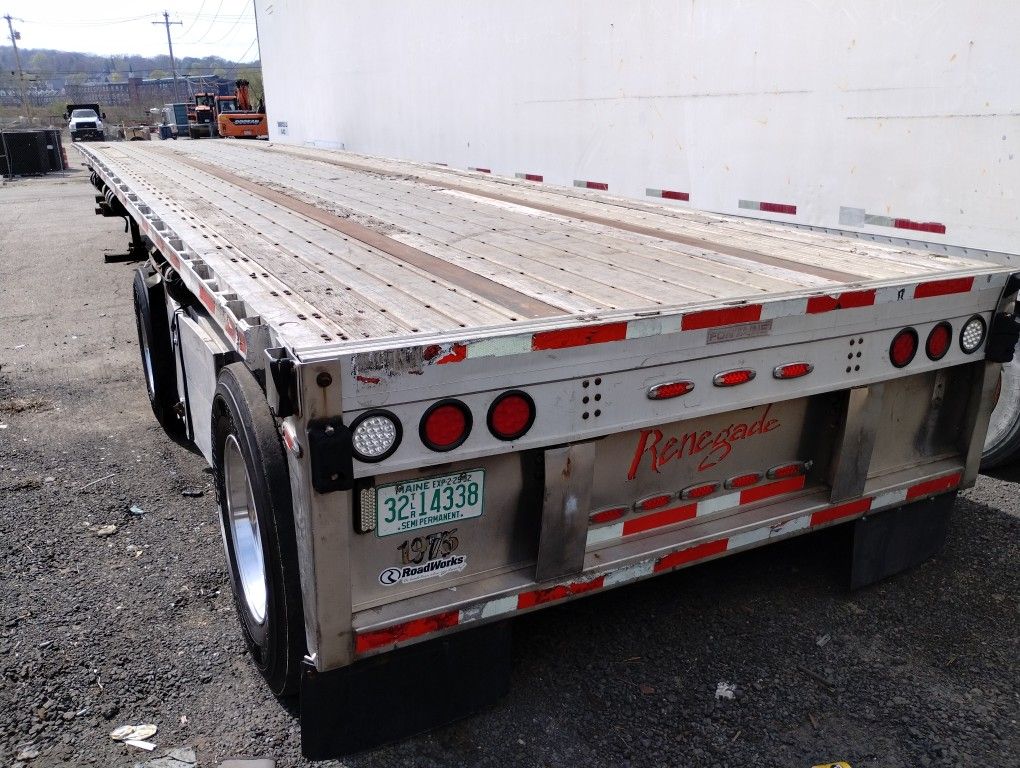 Flat Bed Fontaine 48 Feet 2006
