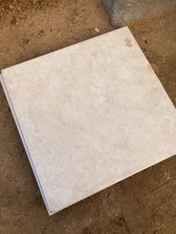 12x12 Cream Tile 5 Pieces