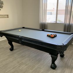 8ft Solid Wood American made pool table! Price Includes Delivery & Install! 