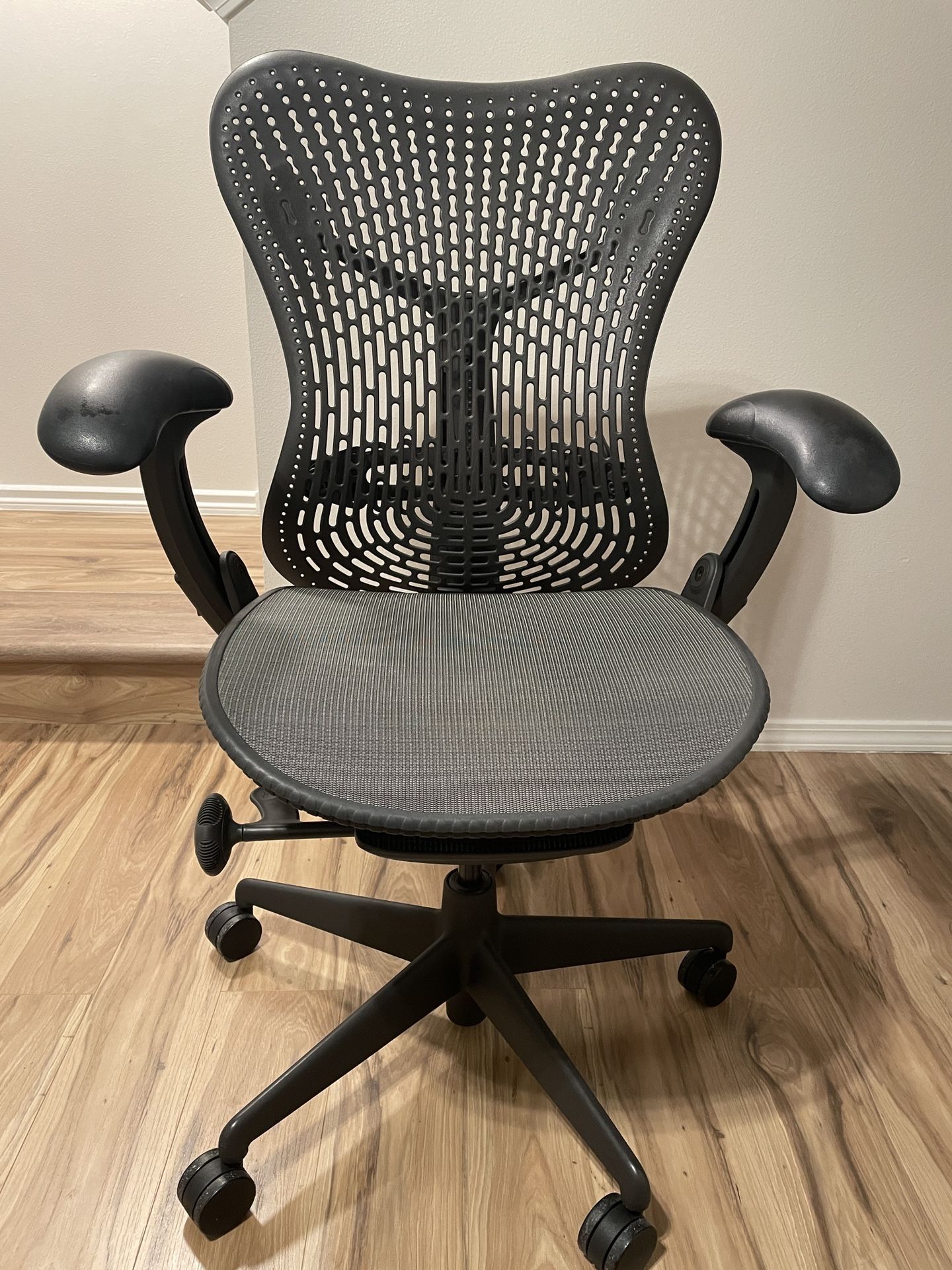 Herman Miller Fully Loaded Mirra Ergonomic Office Gaming Chair