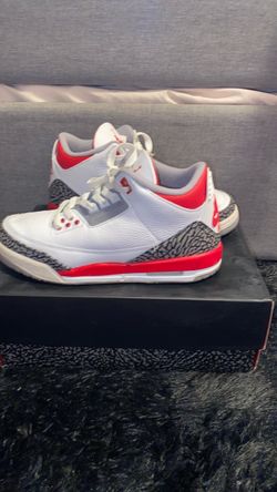 Air Jordan 3 Fire Red Sneakers